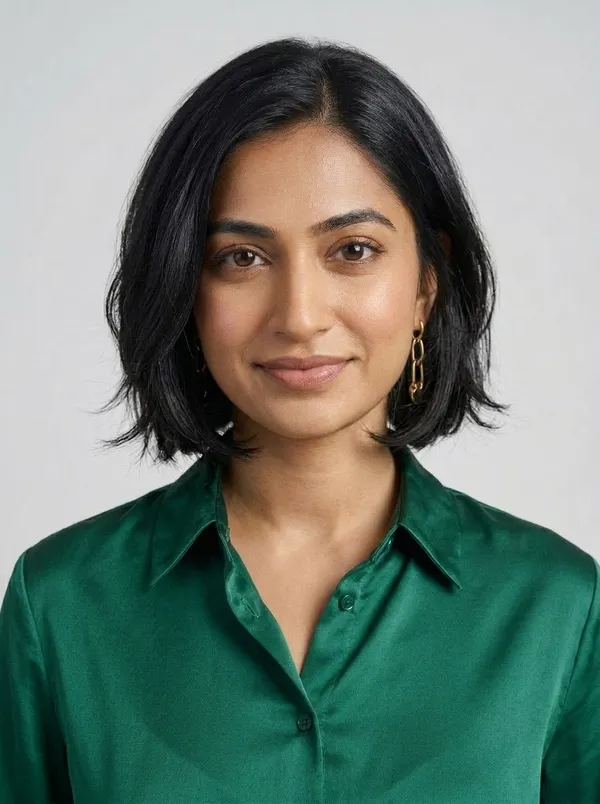 A chin-length layered bob